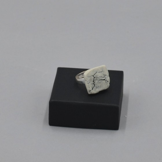 Bague carré porcelaine Bague carré porcelaine