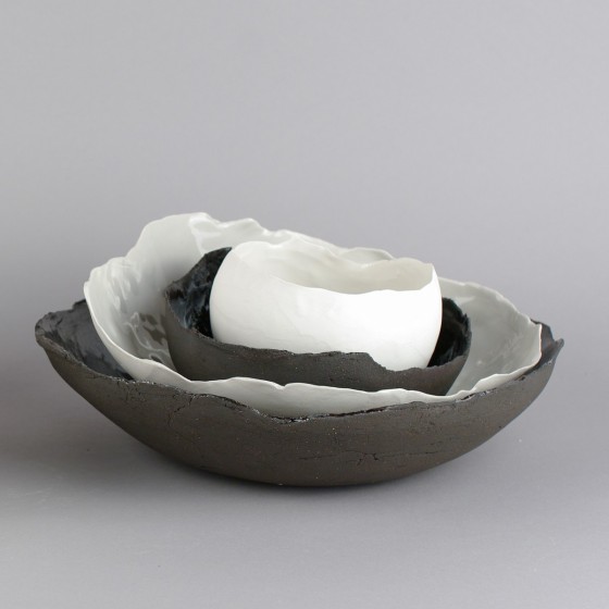 Black presentation bowl Black presentation bowl