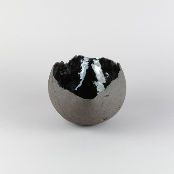 Black oval " eggshell " bowl Black oval " eggshell " bowl